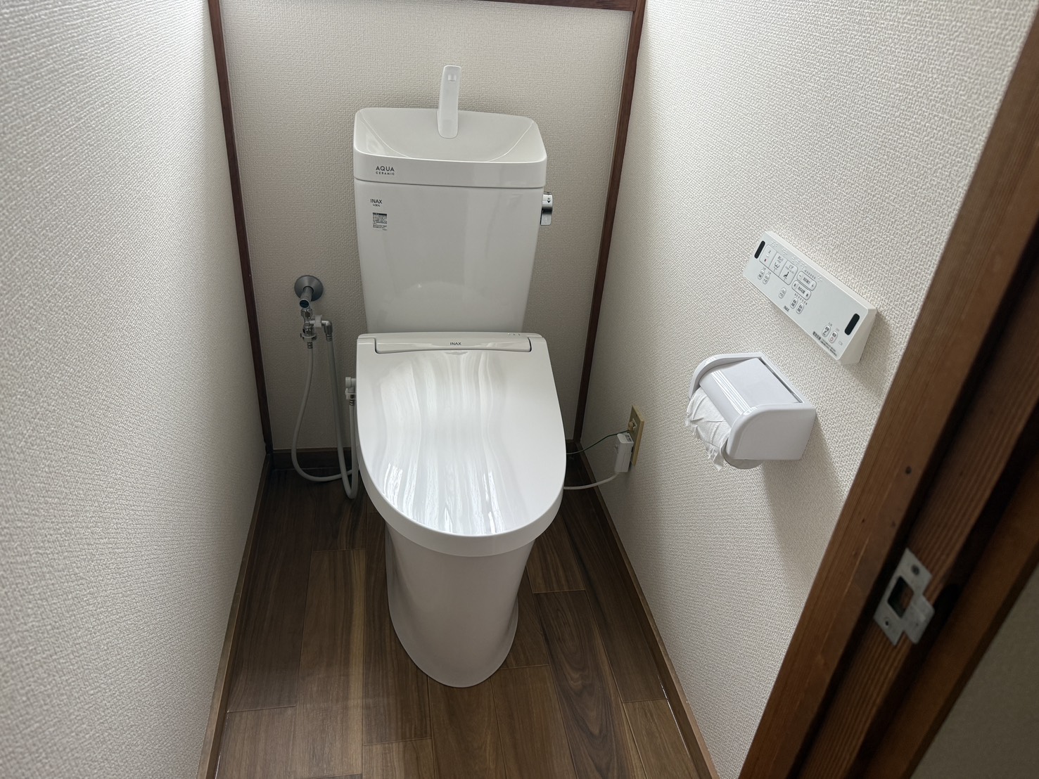 浜松市浜名区でトイレの床がふわふわするのはなぜ？便器交換だけでは済まないこともあります 画像