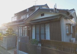 【浜松】塗装工事がメインだけど、気になるところがあればまとめて直したい！それならウチケンがピッタリです！お家の改修工事はまとめてお任せ下さい。 アイキャッチ画像