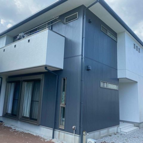 【浜松】シリコン塗料で外壁塗装！相見積もりをご希望されていたお客様よりご依頼いただきました。ウチケンの施工事例