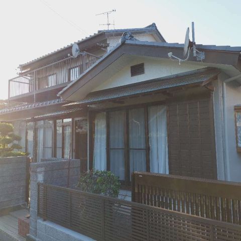 【浜松】塗装工事がメインだけど、気になるところがあればまとめて直したい！それならウチケンがピッタリです！お家の改修工事はまとめてお任せ下さい。
