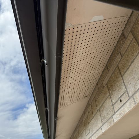 浜松市で雨樋修理を頼むならどの業者がおすすめですか？ アイキャッチ画像